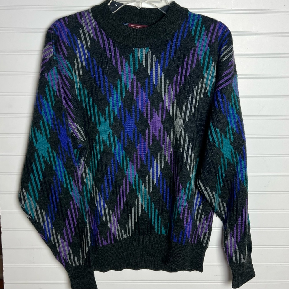 Vintage Men’s Classic Cambridge by Mervyns Sweater Size L